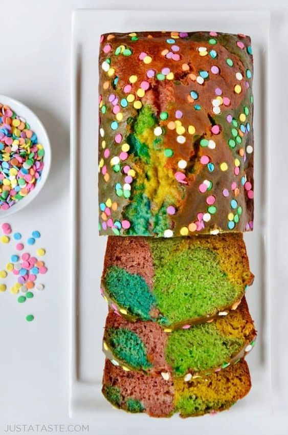 Unicorn desserts for a unicorn party: Unicorn Banana Bread