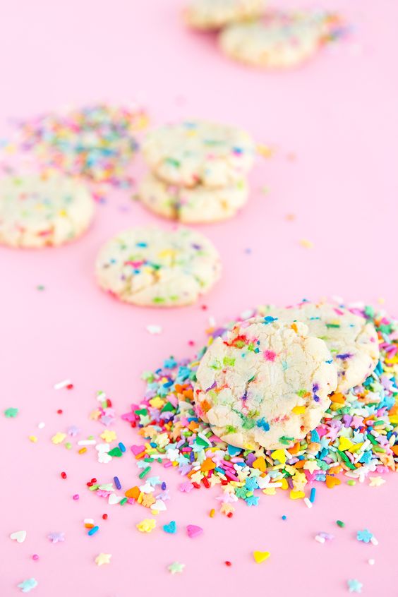 Unicorn desserts for a unicorn party: Unicorn Funfetti Cookies