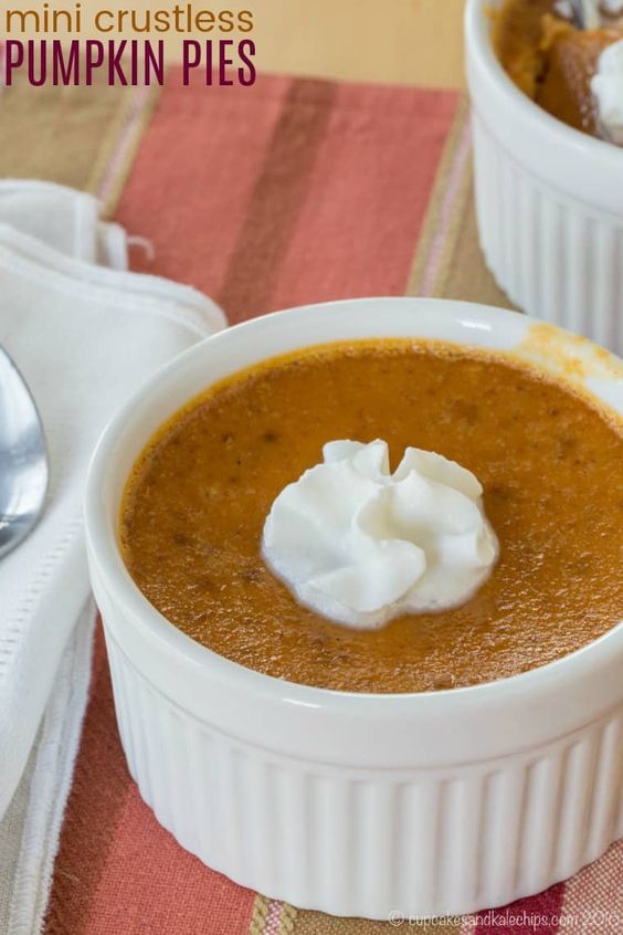  flavorful together with sweetness Thanksgiving desserts that yous tin savour amongst your solid unit of measurement Thanksgiving Desserts: xl Holiday Dessert Recipes