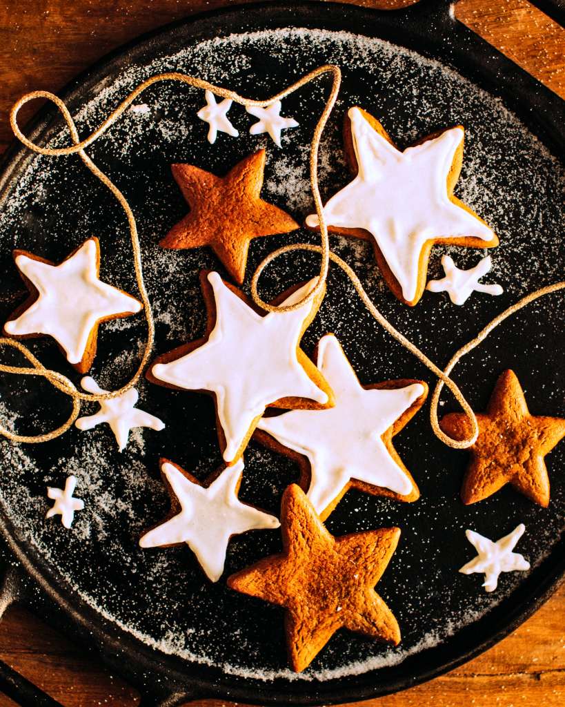 Christmas Cookies: Sweet Christmas Gingerbread Star Cookies