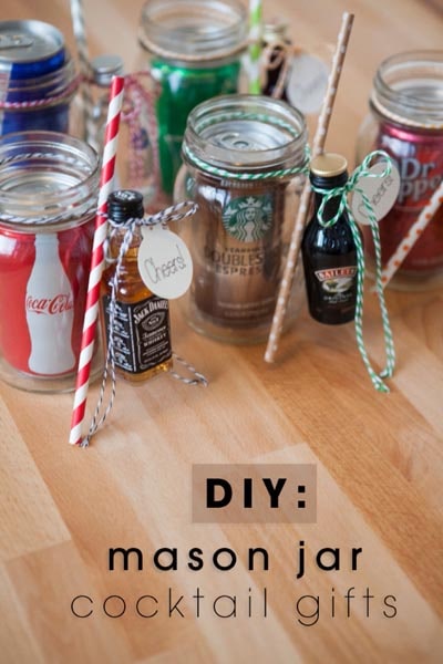 Valentines Day Mason Jar Gifts: Cocktail in a Jar