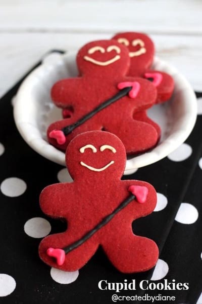 Easy Valentines Day Cookies: Cupid Cookies