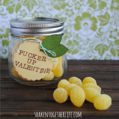 Valentines Day Mason Jar Gifts: Lemon Drop Valentines Mason Jar Gift
