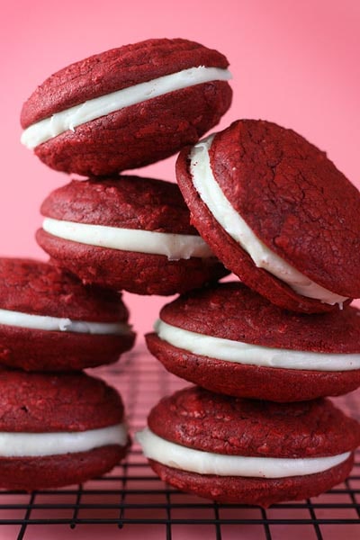 Valentines Day Treats: Red Velvet Sandwich Cookies