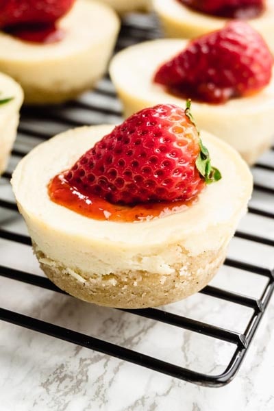 Keto Mini Cheesecake Bites