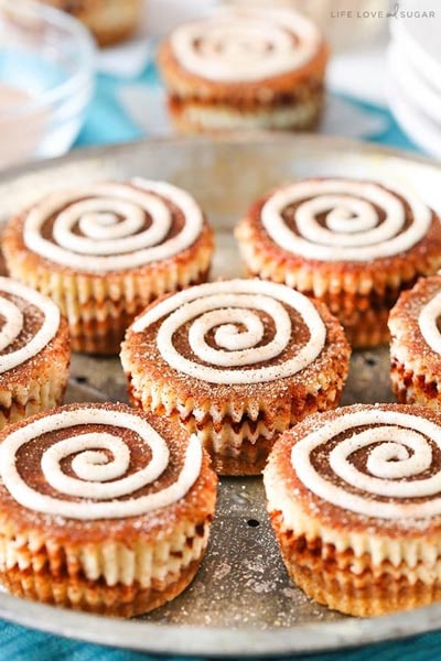 Mini Cinnamon Roll Cheesecakes