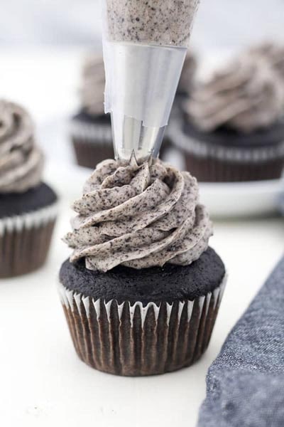 Buttercream frosting recipes: Oreo Buttercream Frosting