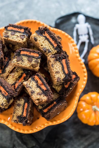 Fun Halloween Snack Ideas and Halloween Treats: Halloween Oreo Brookie Bars