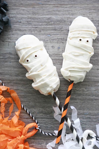 Fun Halloween Snack Ideas and Halloween Treats: Mummy Twinkies