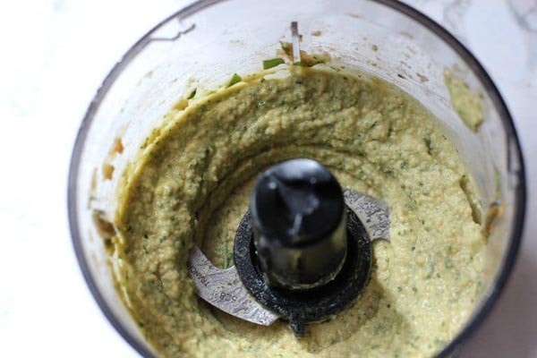 Homemade hummus recipes: Basil Pesto Hummus