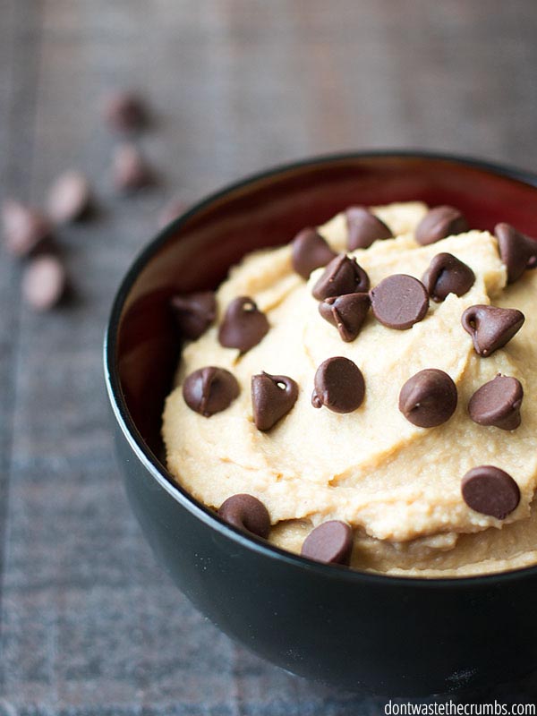 Homemade hummus recipes: Chocolate Chip Cookie Dough Hummus