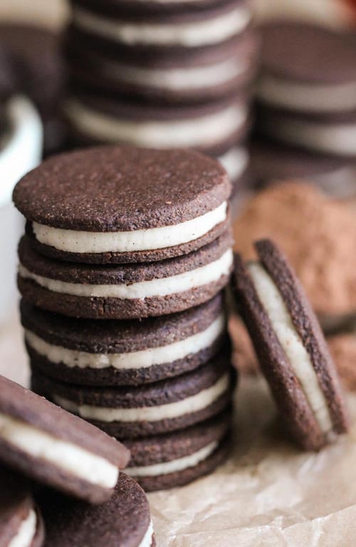 Sugar free desserts: Healthy Homemade Oreos