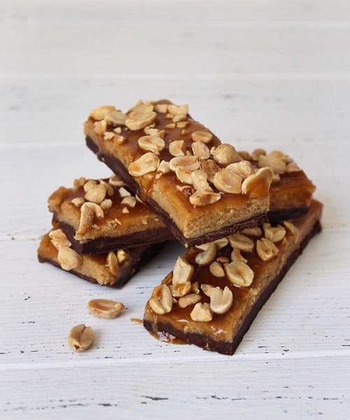 Sugar free desserts: Keto Snickers Bars