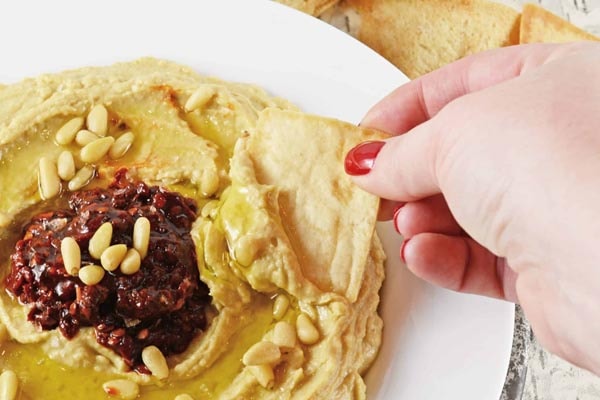 Homemade hummus recipes: Spicy Hummus with Chipotle Peppers