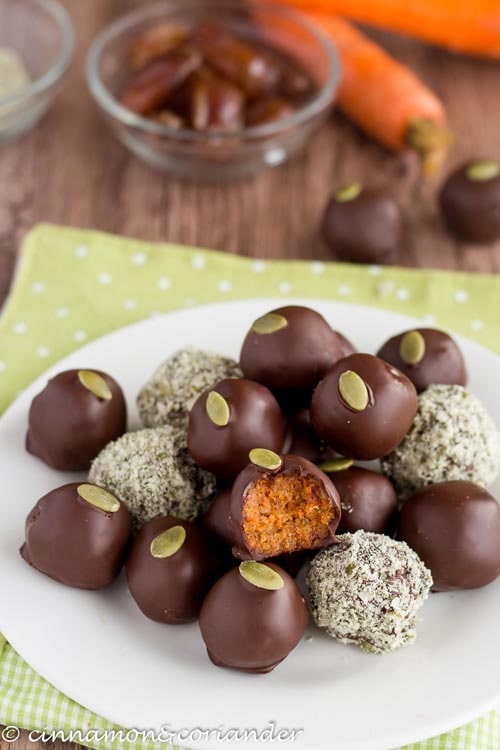 Sugar free desserts: Vegan Carrot Cake Truffles