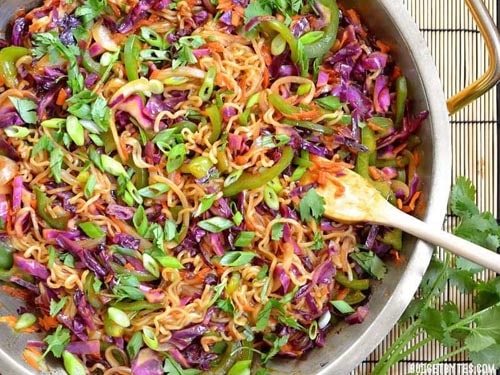 Meatless meal recipes: Vegetable Stir Fry With Noodles