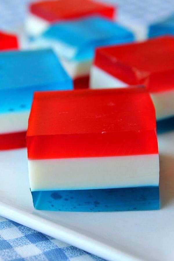 4th Of July Desserts: Red White & Blue Finger Jello